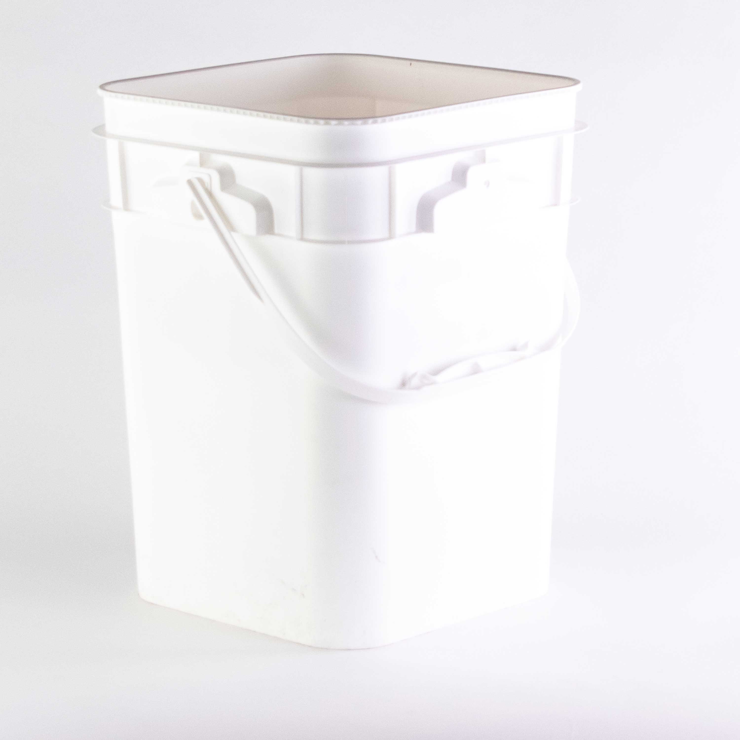 White Plastic Square Handle Bucket 15.3L
