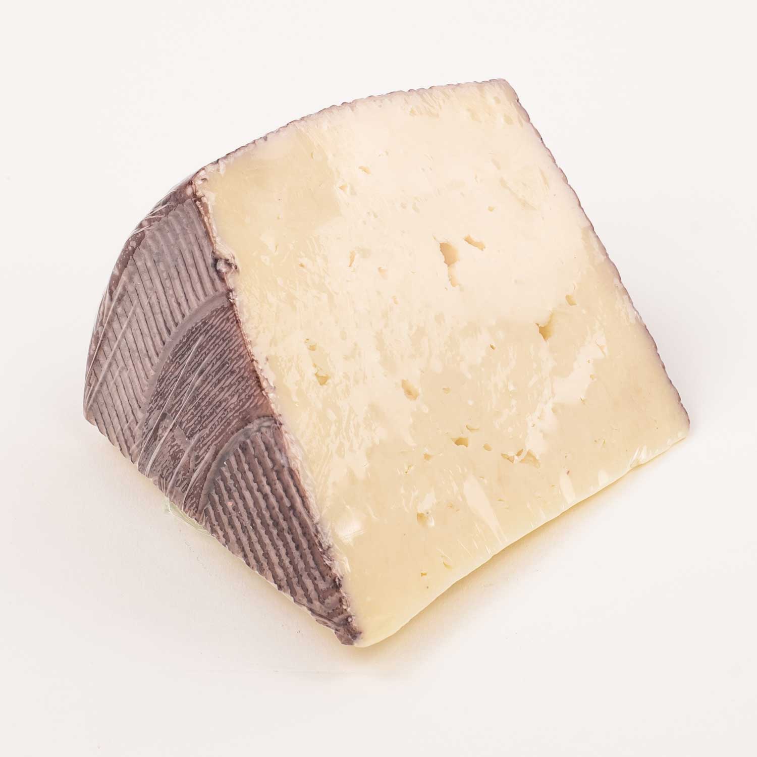 Goat Cheese with Red Wine 370 g