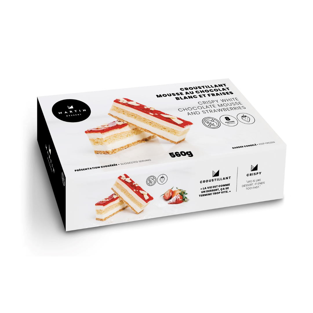 Crunchy White Chocolate Strawberry Cake 560 g